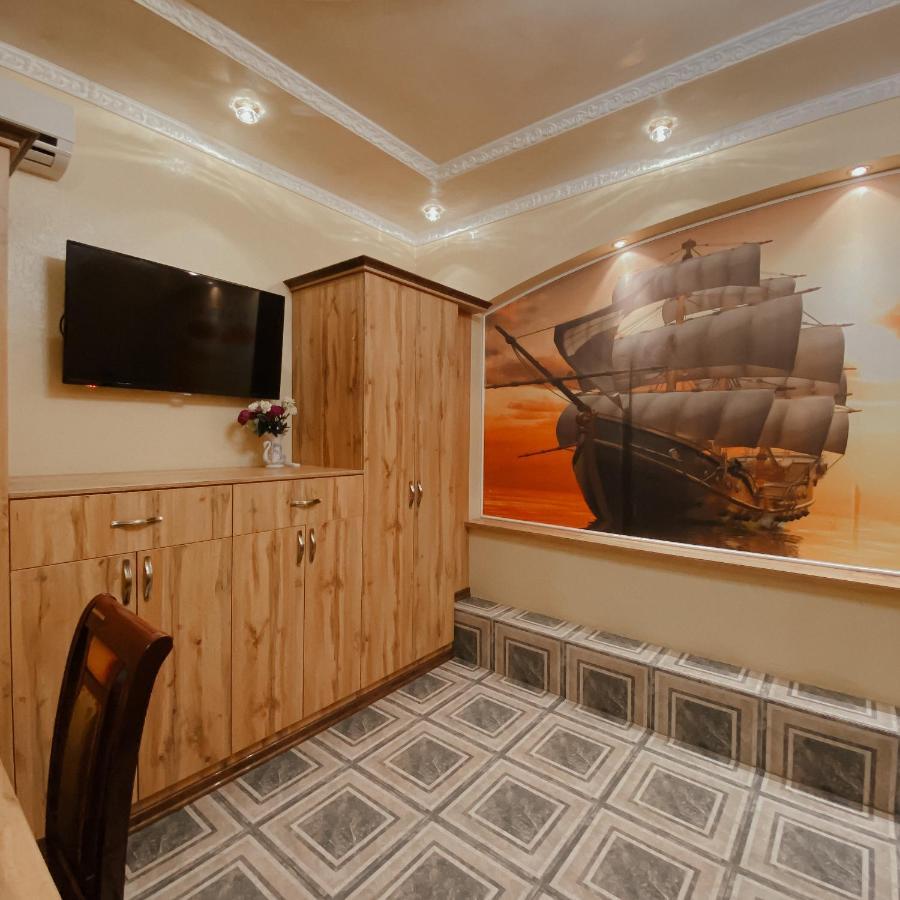 Galeon Hotel Bisjkek Eksteriør billede